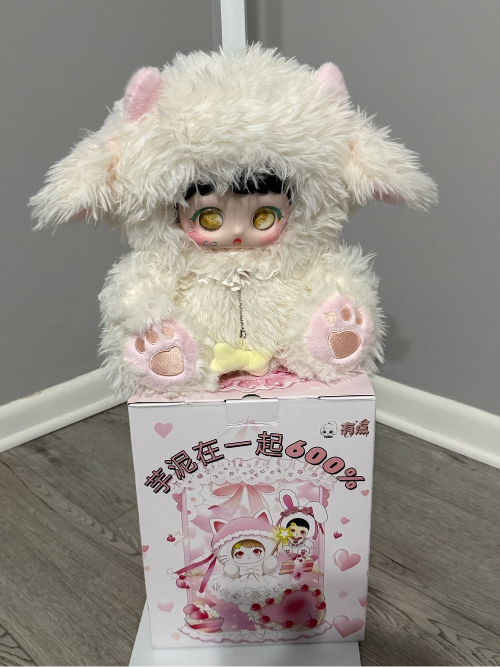 YUNNI 600% Confirmed Plush Blind Box Figure – Opened Box, New